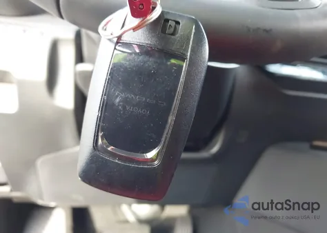 2026 Toyota Crown Xle из США, поврежденный, VIN JTDAAAAF5T3041964